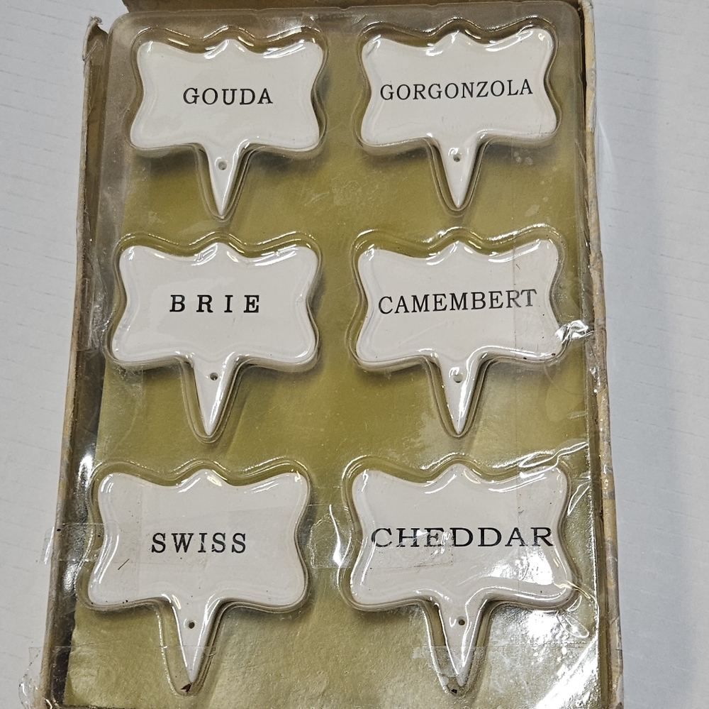 Boston Warehouse The Hamptons Cheese Marker‎ set